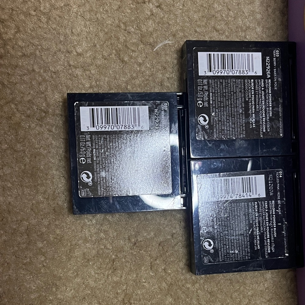 Revlon Blush Trio - Pink and Purple Shades - Picture 2 of 5